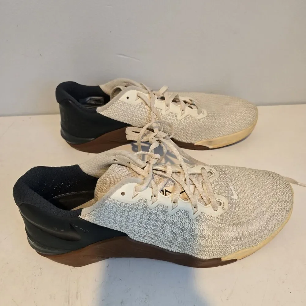Nike Metcon 5 Ivory Seaweed Tan Size 12